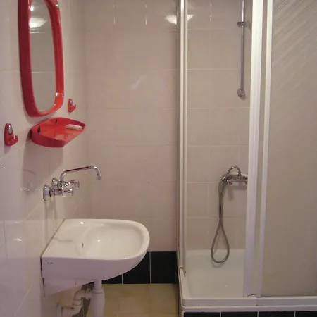 Karet Obiekt Hotelowy Skoczów