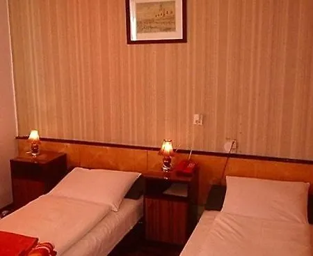 Karet Obiekt Hotelowy 3*