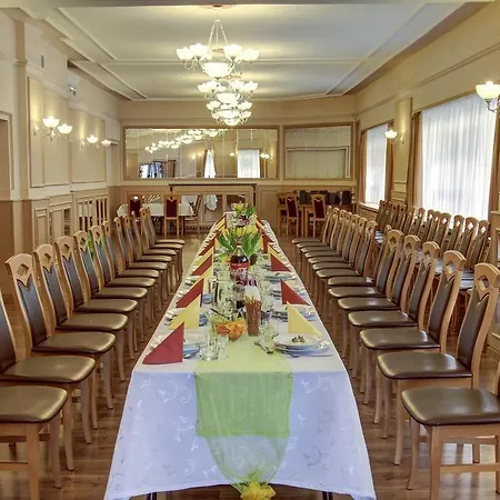 Karet Obiekt Hotelowy Pensionat Skoczów