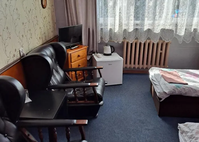 招待所 Karet Obiekt Hotelowy 3*