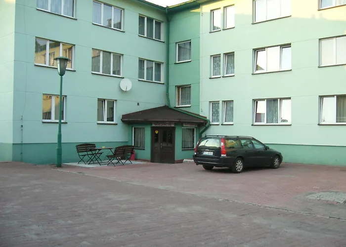 招待所 Karet Obiekt Hotelowy 3*